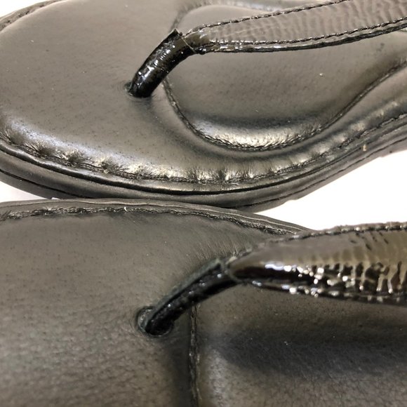 Born Trinity Patent Leather T-Strap Thong Sandals - Picture 4 of 8